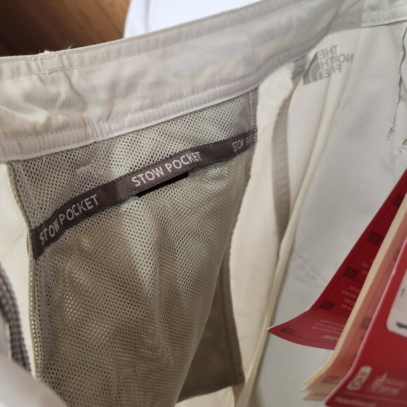 NWT The North Face Water Repellent UV Shorts Womens 8/R Tan Relaxed Wide Leg - Picture 8 of 14